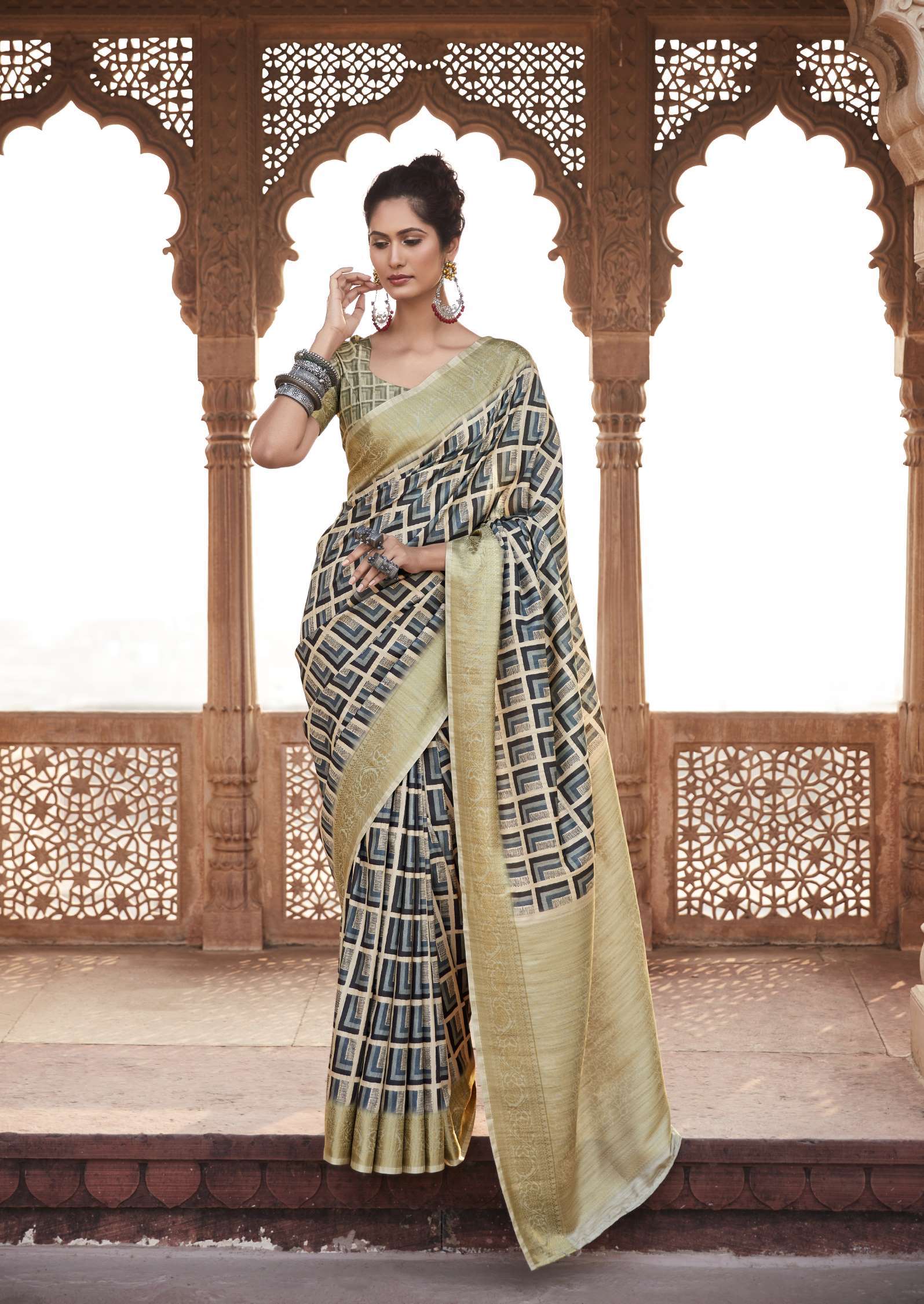 Rajpath Anshika Printed Handloom Silk Wedding Wear Saree