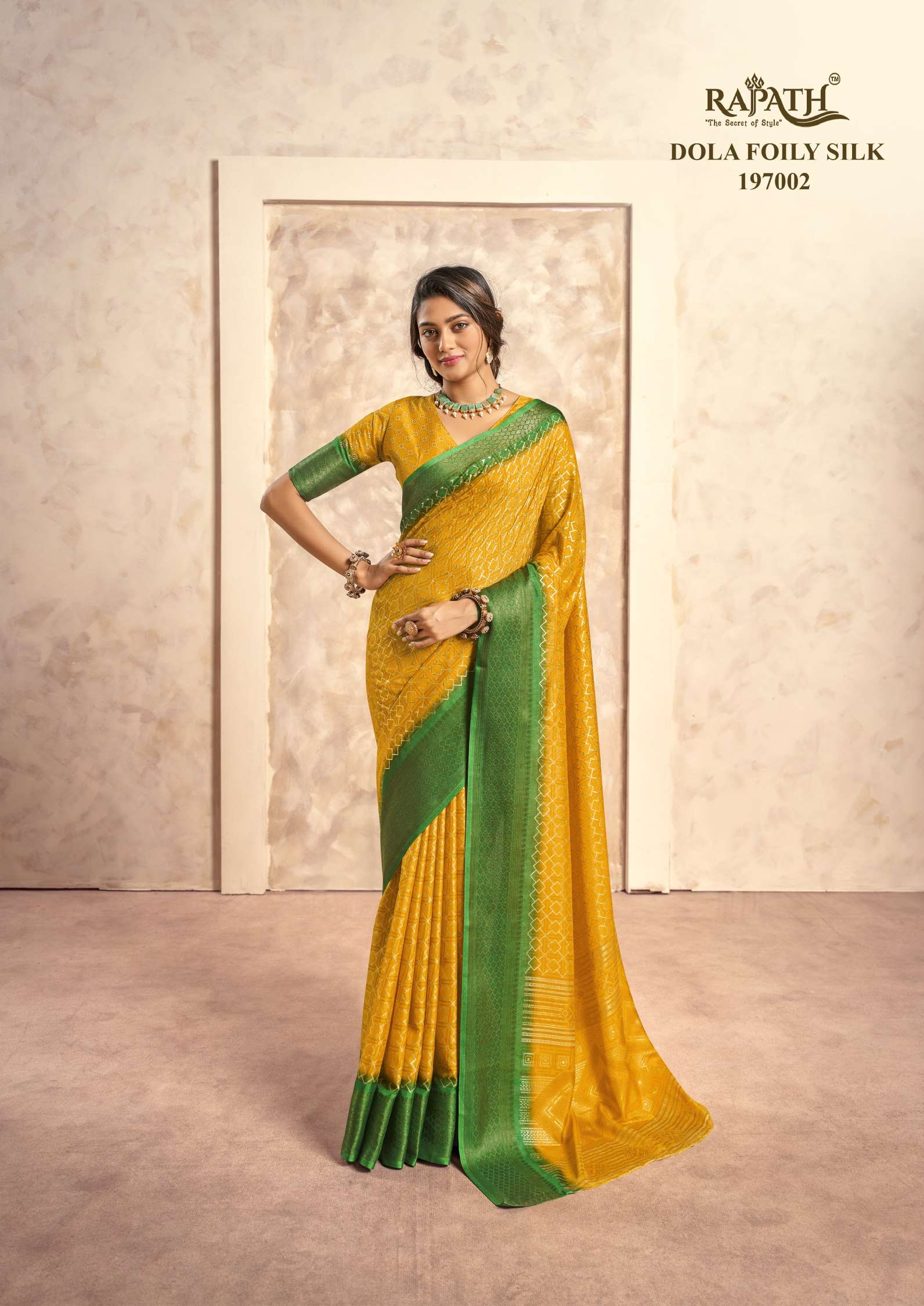 Rajpath Celo Fancy Dola Foily Silk Saree