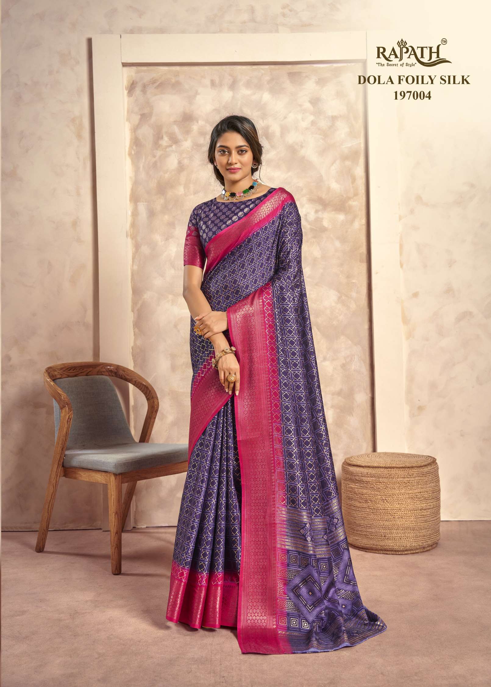 Rajpath Celo Fancy Dola Foily Silk Saree