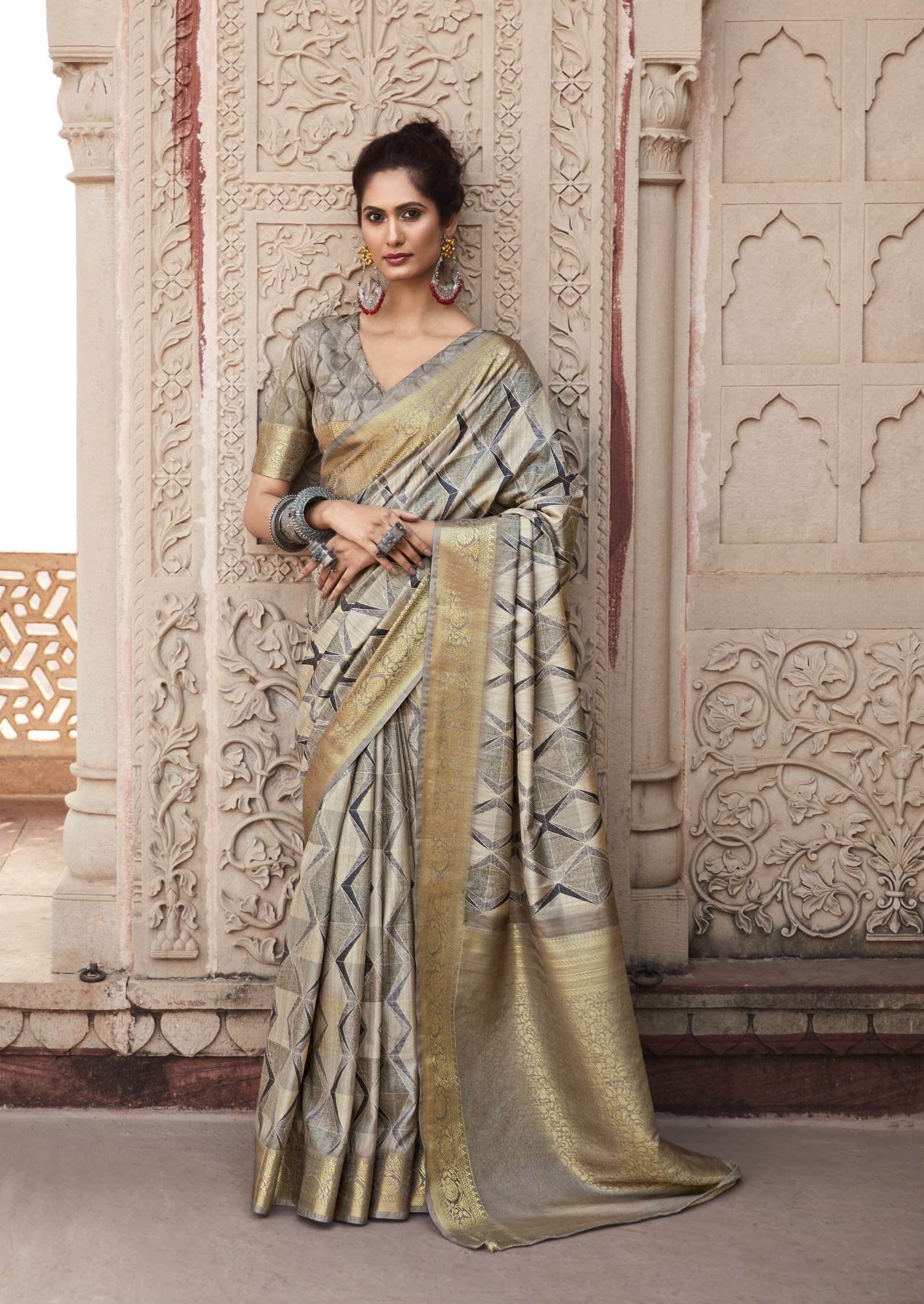 Rajpath Anshika Printed Handloom Silk Wedding Wear Saree