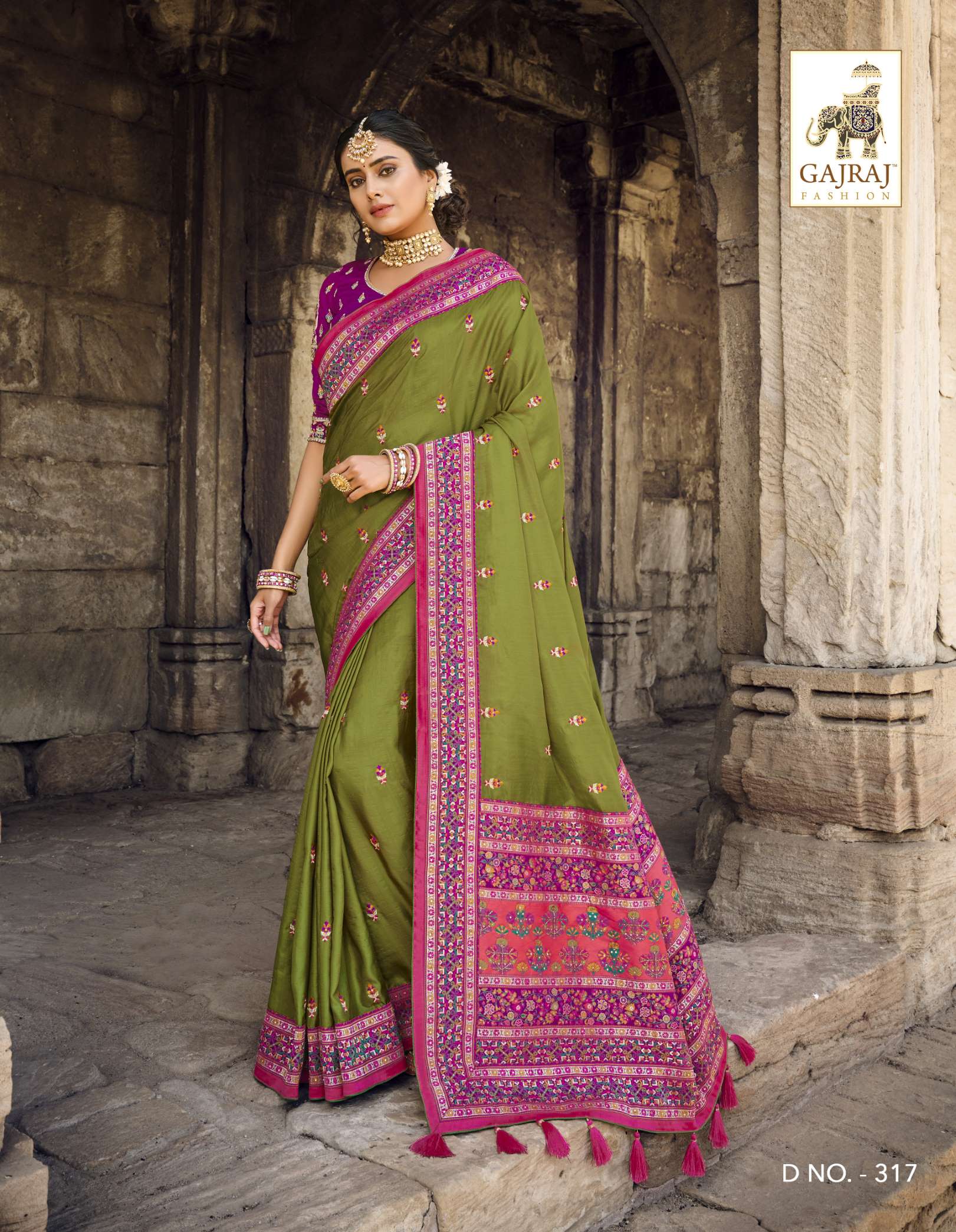 Sumshy Gajraj Fashion Latest Swaroski Pure Banarasi Silk Saree