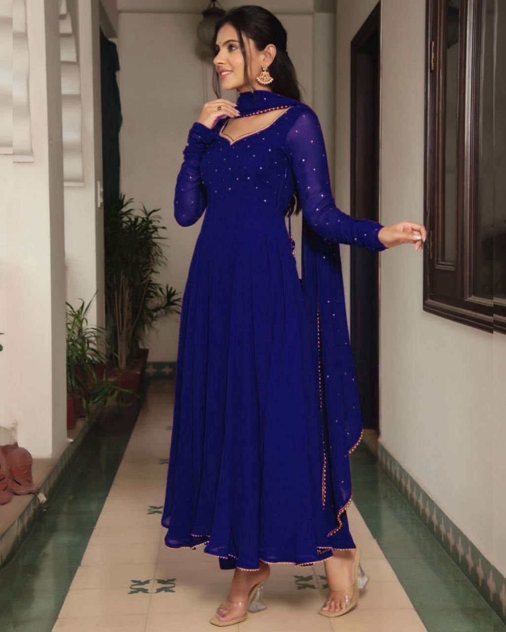 Sumshy Party Wear Beautiful Georgette Gown With Dupatta