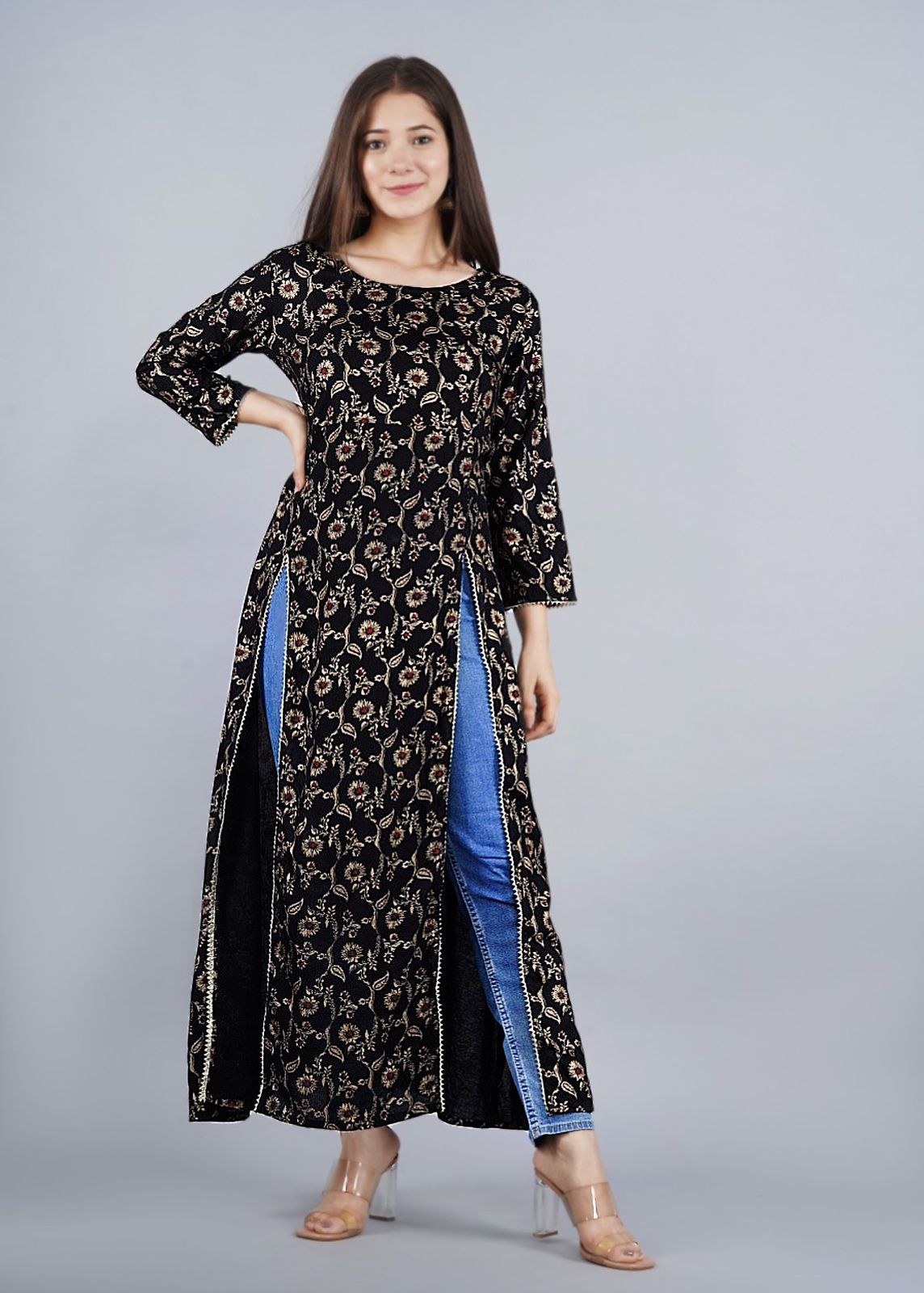 Sumshy Ladies Beautiful Foil Printed Heavy Rayon Kurtis