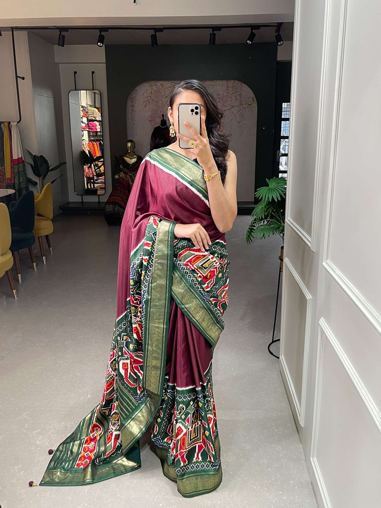 Sumshy Wedding Wear Patola Print Dola Silk Saree