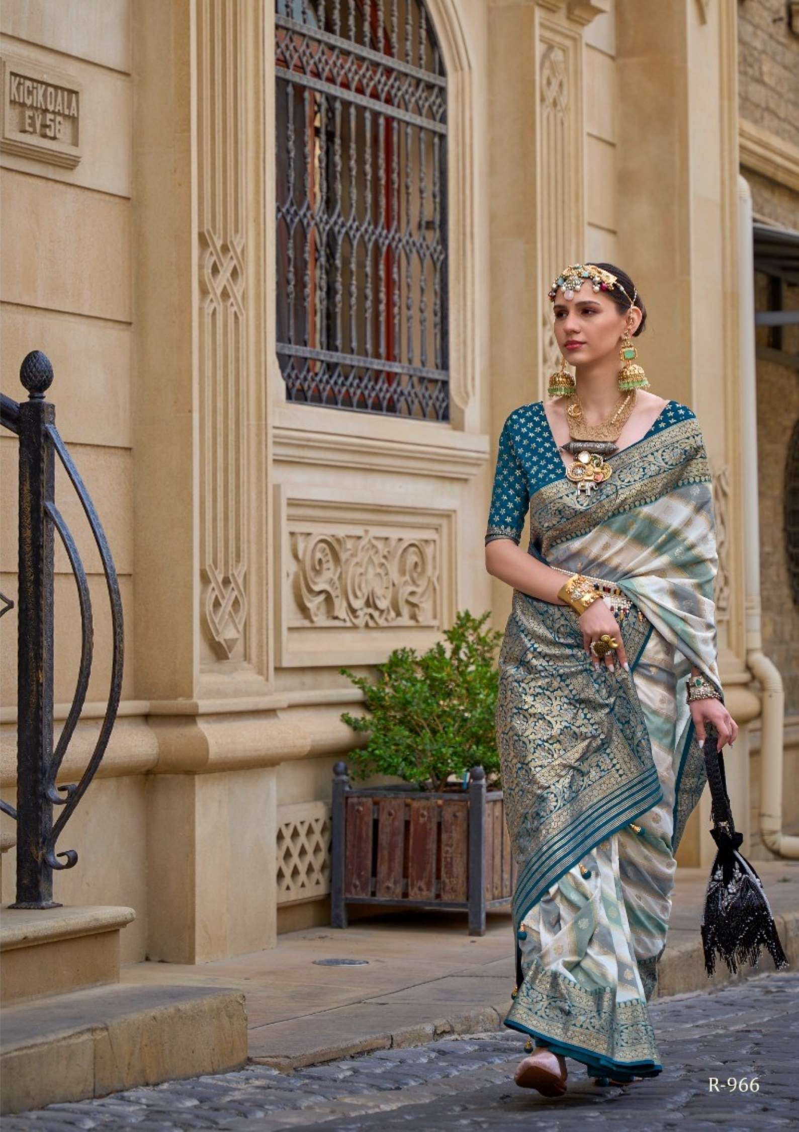 Rewaa Florance Superior V.P. Silk Printed Designer Sarees