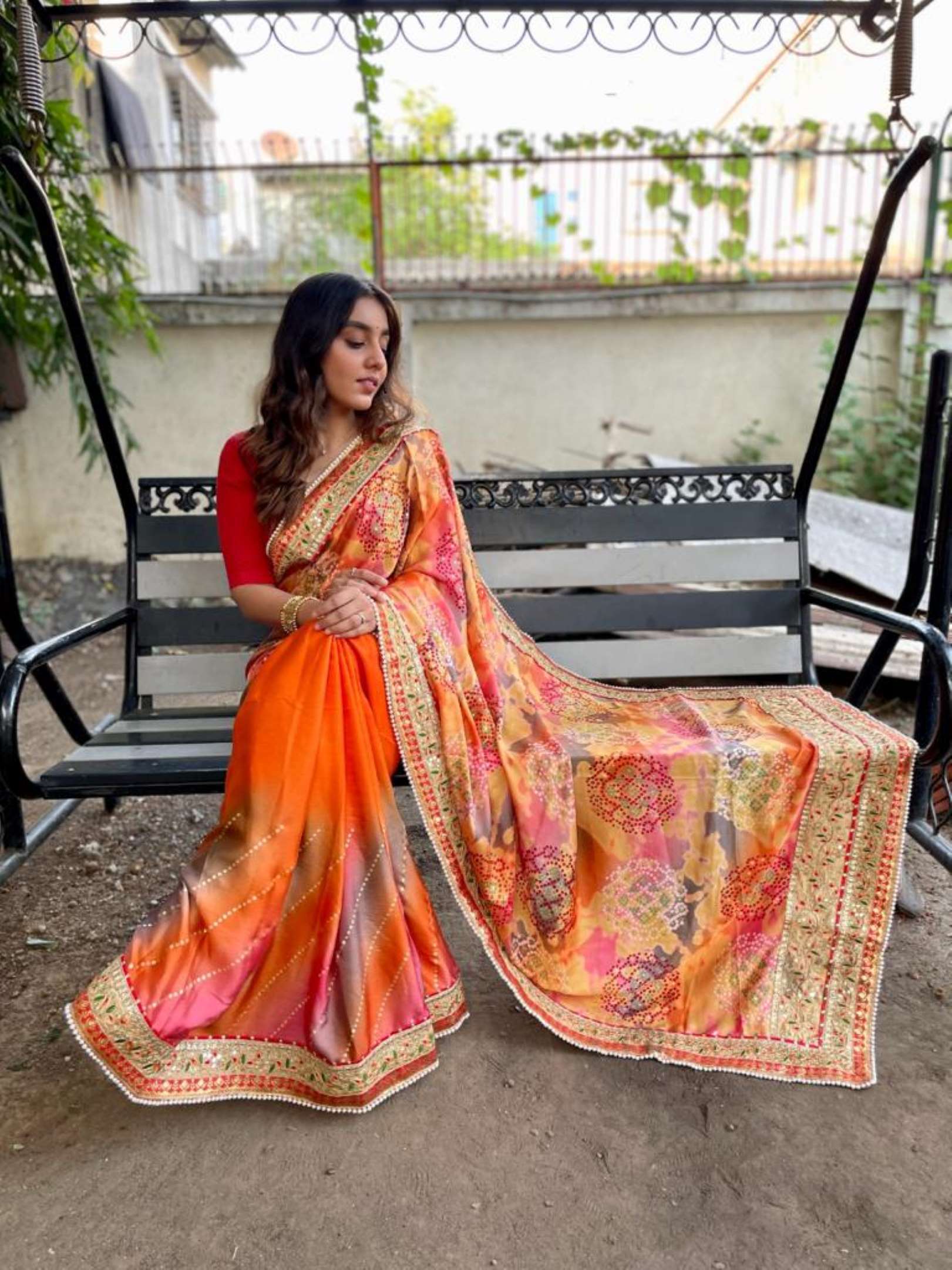 Sumshy Achavi Bandhani Printed Moss Chiffon Sarees