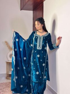 Sumshy Wedding Wear Velvet Pakistani Dress