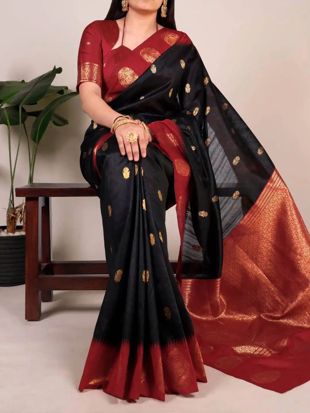 WMN 8002 Designer Saree Wholesale Market In Surat