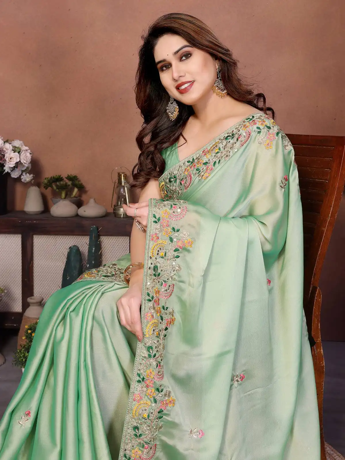Kiara Gucci 2 Saree Manufacturers In Surat