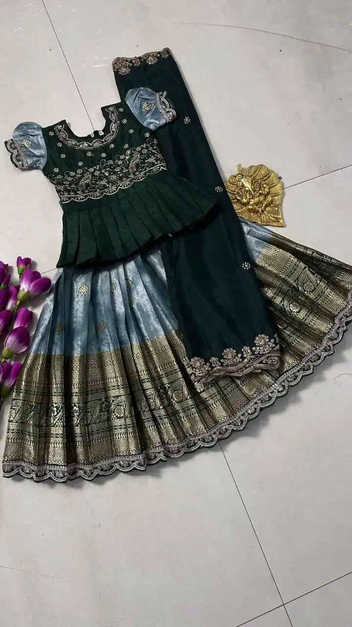 Pari Vol 105 Kids Lehenga Choli Wholesale Online