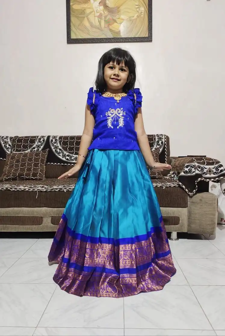 Pari Vol 101 Kids Lehenga Choli Wholesale