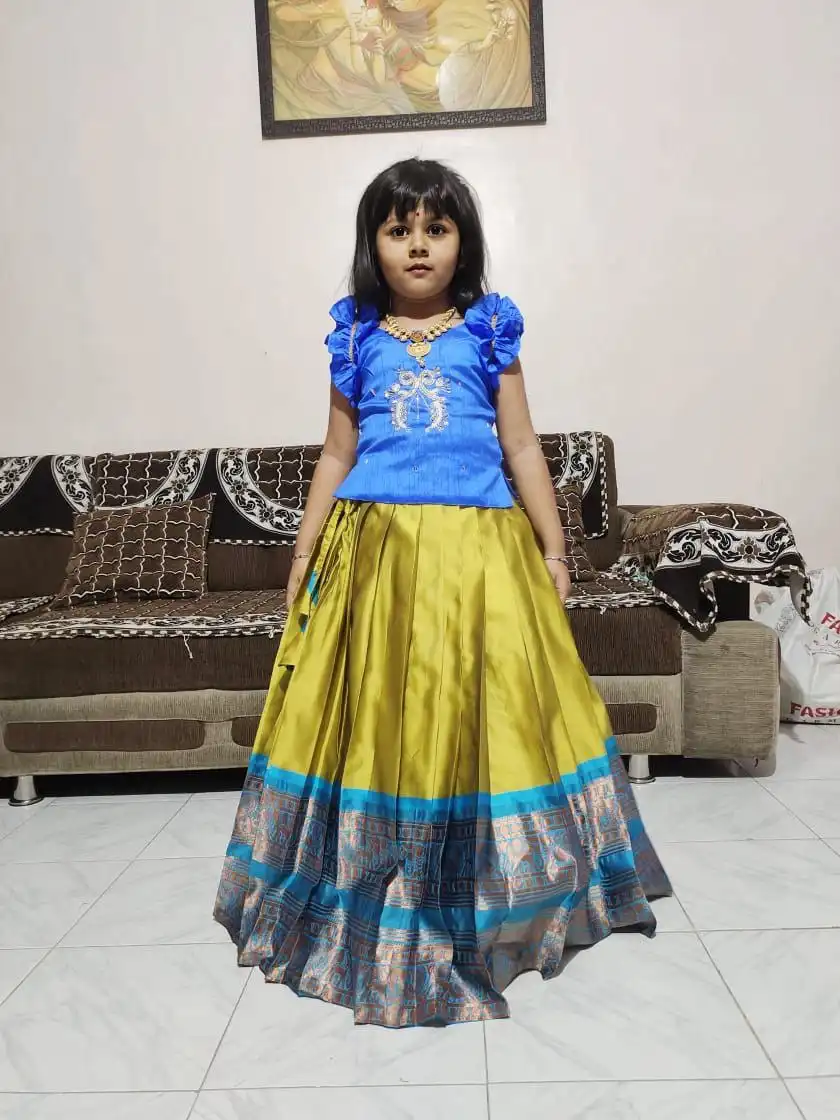 Pari Vol 101 Kids Lehenga Choli Wholesale