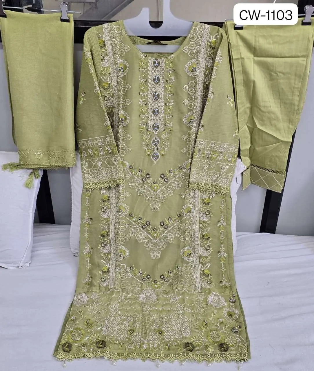 Shraddha Designer Mushq Cw 1103 Pakistani Readymade Suits