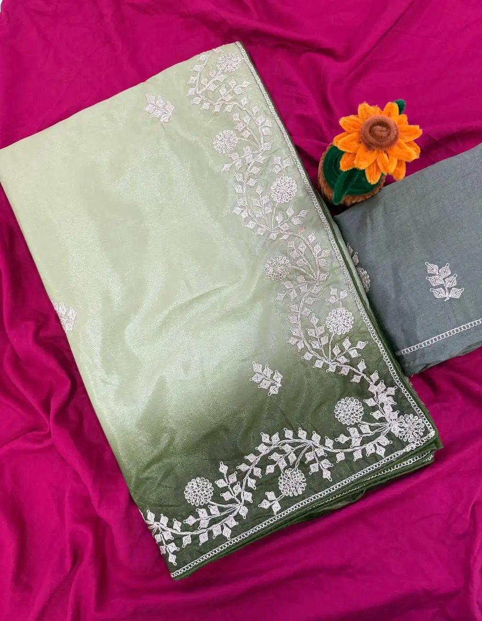 Kusum 843 Padding Chinon Silk Saree With Thread Sequence