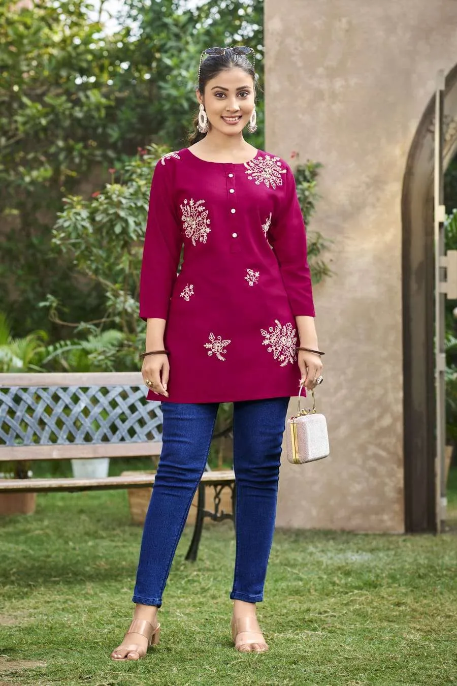 Tips and Tops Rose Kurtis
